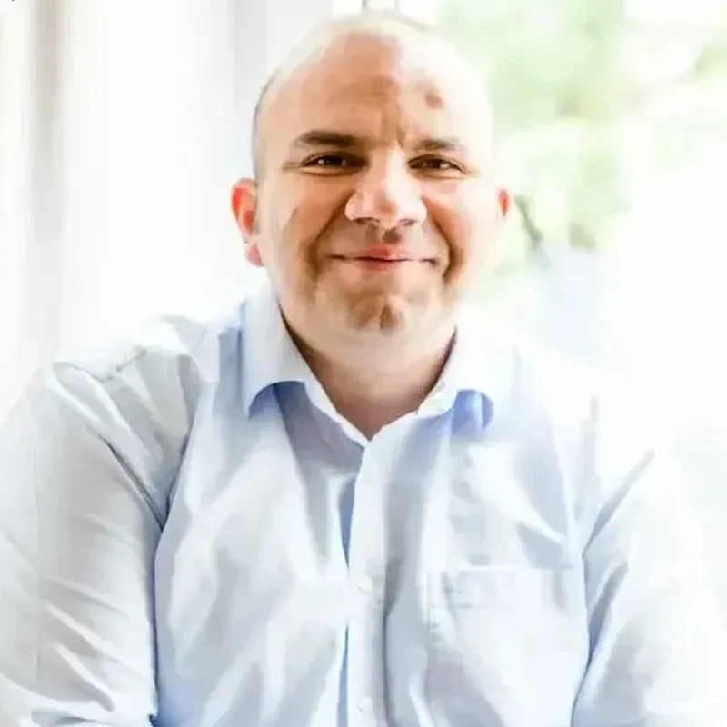 Dr. med. univ. Metin Aysel